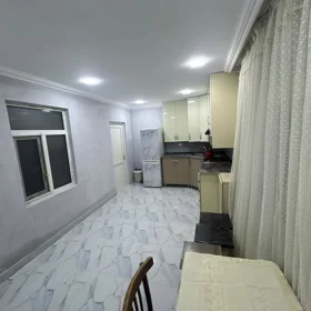 In Baku 60.0 m² house with 3.0 rooms is for rent - Изображение 2
