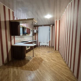 In Baku 110.0 m² apartment is for rent - Image 2