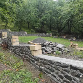 In nan nan acre land is for sale - Image 3