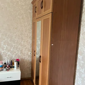 In Baku 90.0 m² apartment is for sale - Image 3