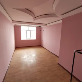 In Baku 115.0 m² apartment is for sale - Image 2