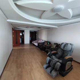 In Baku 115.0 m² apartment is for sale - Image 3