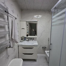 In Baku 79.0 m² apartment is for sale - Image 9