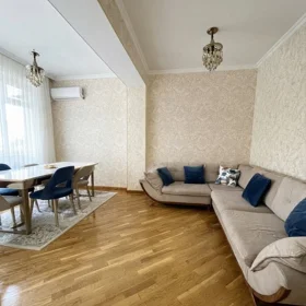 In Baku 50.0 m² apartment is for rent - Image 2