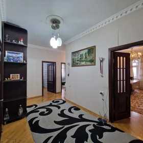 In Baku 111.0 m² apartment is for sale - Image 2