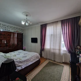 In Baku 111.0 m² apartment is for sale - Image 4