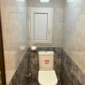 In Baku 65.0 m² apartment is for rent - Image 9