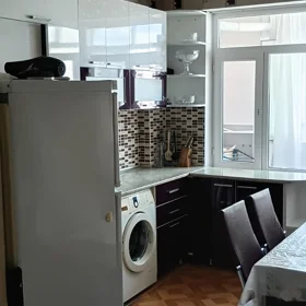 In Khirdalan 83.0 m² apartment is for sale - Image 2