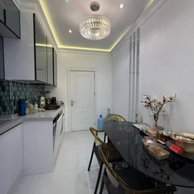 In Baku 117.0 m² apartment is for sale - Image 7