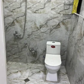In Khirdalan 68.0 m² apartment is for rent - Image 6