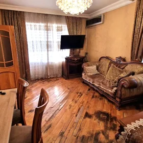 In Baku 75.0 m² apartment is for sale - Image 9