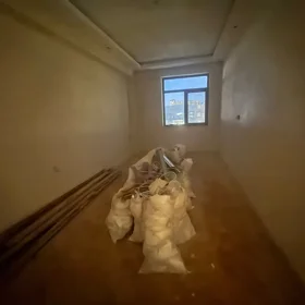 In Baku 165.0 m² apartment is for sale - Image 6