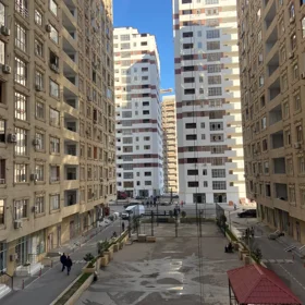 In Baku 80.0 m² apartment is for rent - Image 4