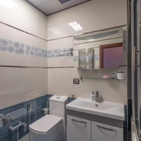 In Baku 135.0 m² apartment is for rent - Image 2
