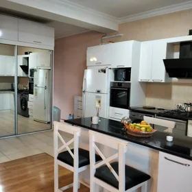 In Baku 78.0 m² apartment is for sale - Image 10