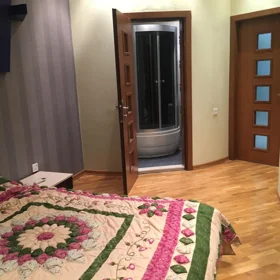In Baku 65.0 m² apartment is for rent - Image 9
