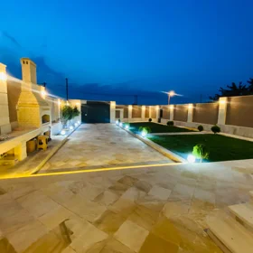 In nan 300.0 m² house with 6.0 rooms is for sale - Image 5