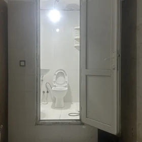 In Baku 250.0 m² commercial is for sale - Image 2