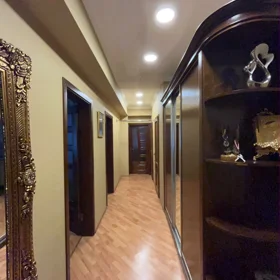 In Baku 100.0 m² apartment is for sale - Image 5