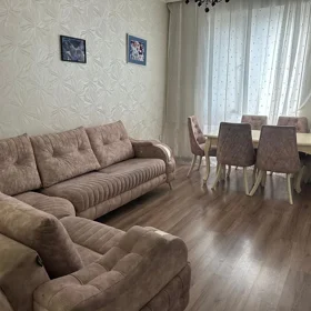 In Baku 70.0 m² apartment is for rent - Image 3