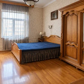 In Baku 120.0 m² apartment is for rent - Image 6