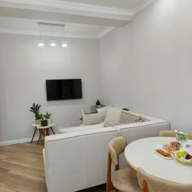 In Baku 50.0 m² apartment is for sale - Image 3