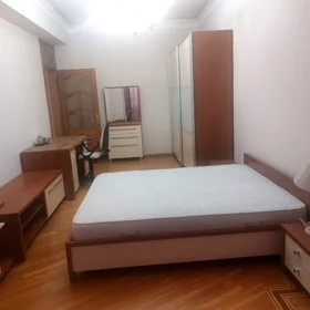 In Baku 130.0 m² apartment is for rent - Image 3