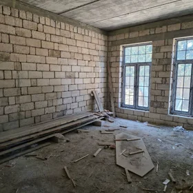 In nan 237.0 m² house with 5.0 rooms is for sale - Image 9
