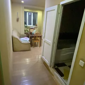 In Baku 82.0 m² apartment is for rent - Image 5