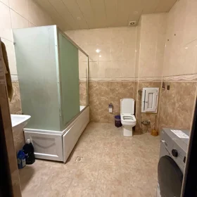 In Baku 125.0 m² apartment is for rent - Image 2