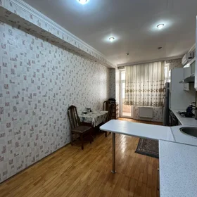 In Baku 150.0 m² apartment is for rent - Image 2