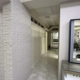 In Baku 220.0 m² commercial is for sale - Image 3