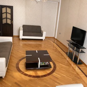 In Baku 105.0 m² apartment is for sale - Image 4