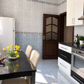 In Baku 105.0 m² apartment is for sale - Image 5