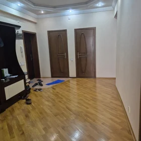 In Binəqədi rayonu 120.0 m² apartment is for sale - Image 5