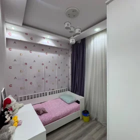 In Baku 67.0 m² apartment is for sale - Image 2