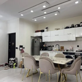 In Baku 67.0 m² apartment is for sale - Image 7