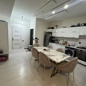In Baku 67.0 m² apartment is for sale - Image 8