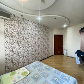 In Baku 125.0 m² apartment is for sale - Image 2
