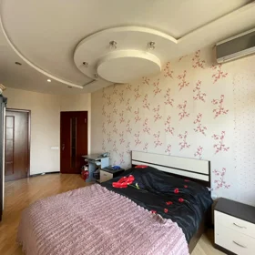 In Baku 125.0 m² apartment is for sale - Image 9