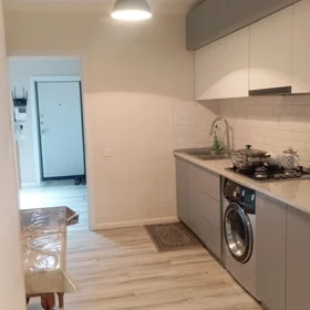 In Baku 70.0 m² apartment is for sale - Image 8