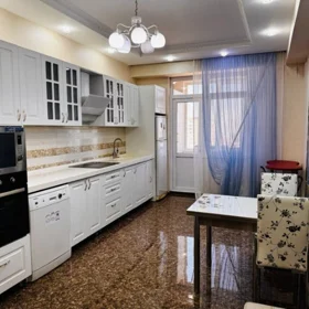 In Səbail rayonu 90.0 m² apartment is for sale - Image 4