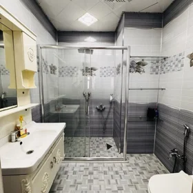 In Səbail rayonu 90.0 m² apartment is for sale - Image 9
