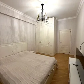 In Baku 70.0 m² apartment is for sale - Image 4
