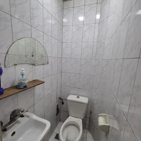 In Baku 100.0 m² commercial is for rent - Image 10