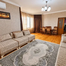 In Baku 110.0 m² apartment is for sale - Image 3