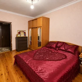 In Baku 110.0 m² apartment is for sale - Image 7