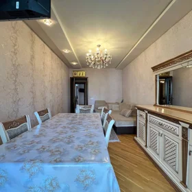 In Baku 80.0 m² apartment is for sale - Image 3