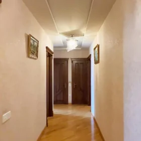 In Baku 80.0 m² apartment is for sale - Image 4