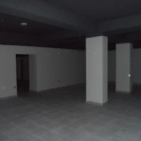In Xətai rayonu 520.0 m² commercial is for rent - Image 2